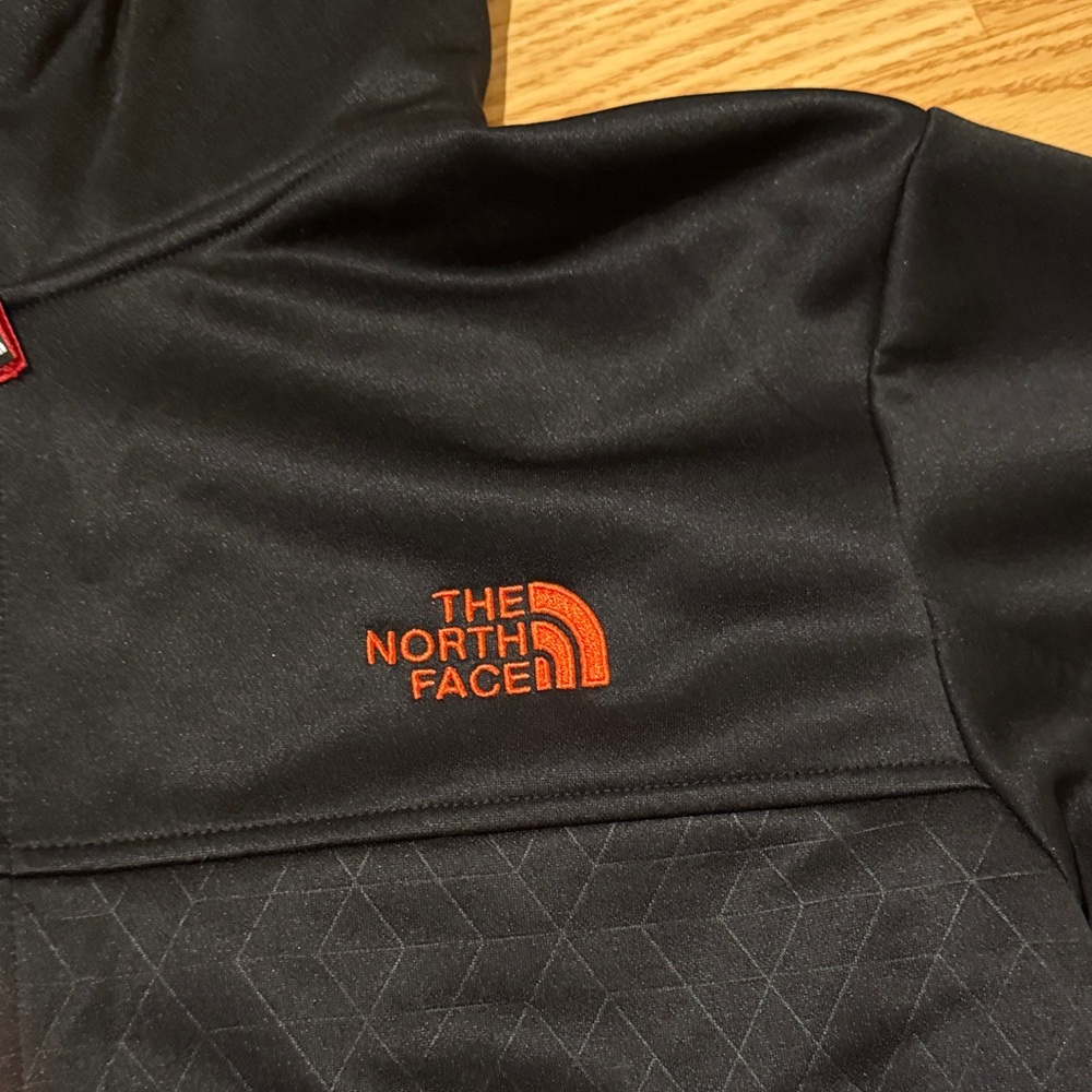 The North Face Black Lightweight Jacket - Picture 3 of 6